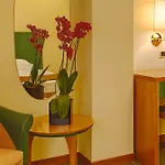 Hotel Cristallo 4*