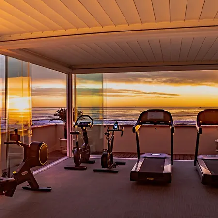 克里斯塔罗酒店 4* 朱利亚诺瓦