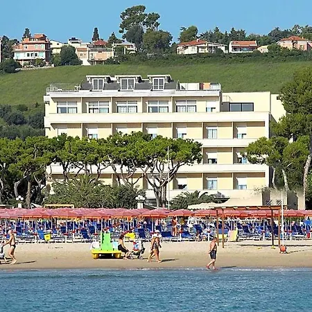 Cristallo Hotel 4*