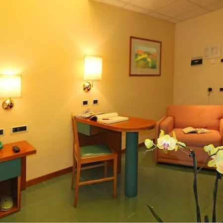 Cristallo Hotel 4*